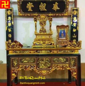 bàn thờ ô xa cùng hoành phi câu đối sơn son thếp vàng