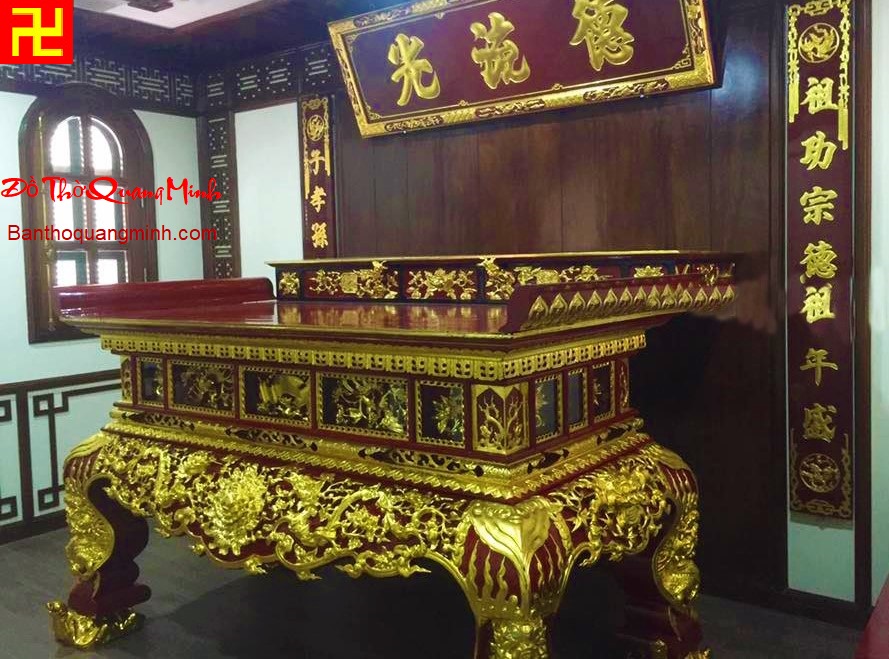 Mẫu bàn thờ nhị cấp gỗ dổi chạm rồng hóa mai- sơn son thếp vàng đẹp