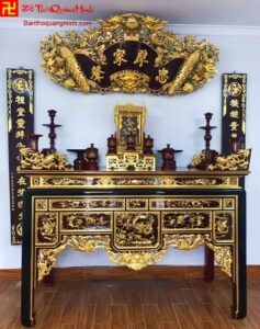 Mẫu bàn thờ ô xa cùng cuốn thư - câu đối nền đen bóng đẹp