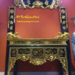 Bộ bàn thờ ô xa- cuốn thư- câu đối gia tiên gỗ dổi- Sơn son thếp vàng đẹp