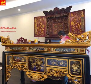 Bàn thờ gỗ dổi thờ tổ tiên Tùng Chúc Cúc Mai đẹp