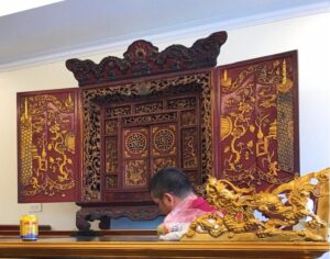 Mẫu khám thờ cổ thếp vàng đẹp