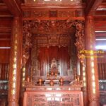 Hoành phi câu đối – cửa võng- bàn thờ ô xa gỗ gụ sơn Pu cho nhà thờ đẹp