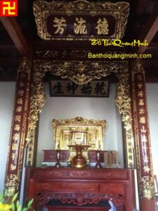 Mẫu hoành phi câu đối cùng bộ đồ thờ cho gian thờ tổ tiên đẹp