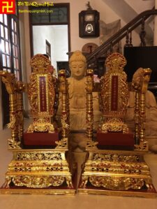 Ngai thờ chạm rồng hóa cây đẹp - chắc chắn