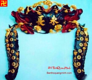 Mẫu tàu chuối lá sen sơn son dát vàng ta nền đen đẹp - tau chuoi la sen