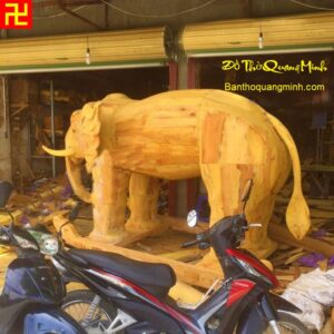 Mẫu voi thờ bằng gỗ mít đang hoàn thiện tại xưởng đẹp