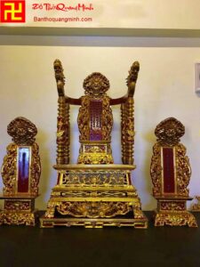 Mẫu ngai thờ đẹp cột sơn son thếp vàng đẹp