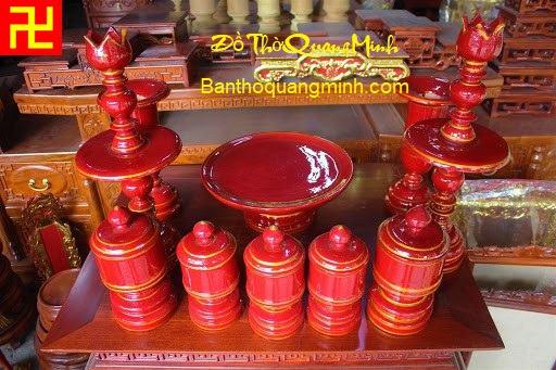 dai-nen-tam-son-dat-vang (1) Bộ đài nến và tam sơn màu đỏ dát viền vàng xung quanh đẹp