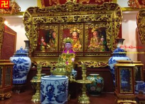 Tượng Tam Tòa Thánh Mẫu tại Đồ thờ Son Đồng đẹp