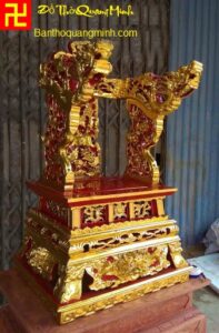 Mẫu ỷ thờ đẹp chạm rồng cuốn cục kì tinh xảo